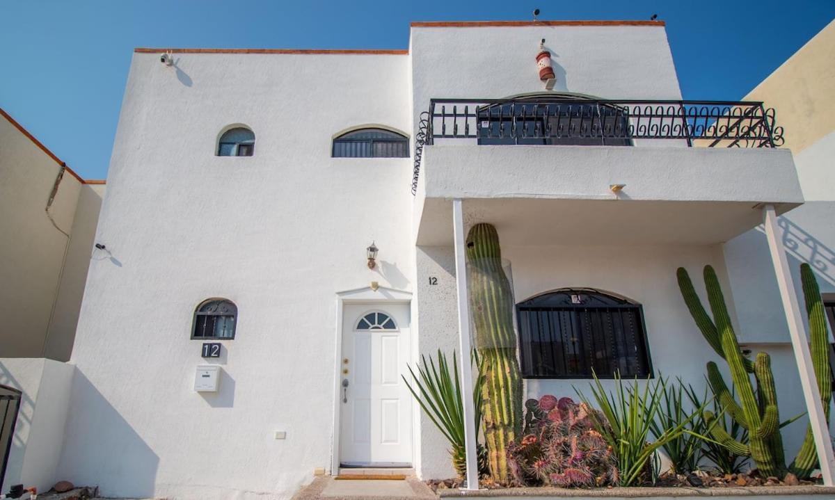 Colinas C12-2 Apartment *
